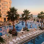 The Wish House Апартаменты