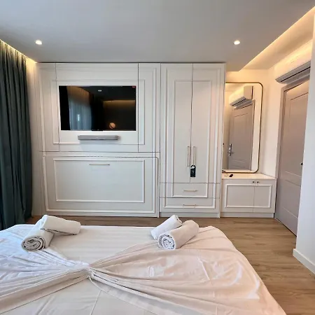 The Wish House Apartment Golem (Tirana)